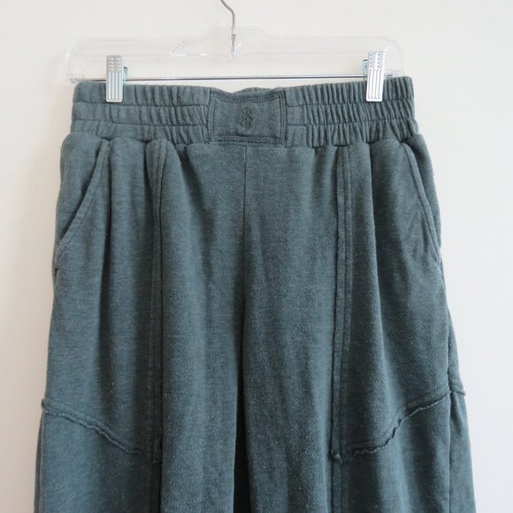 FREE PEOPLE MOVEMENT City Stride Pants Joggers in Pine Green Lounge Travel Sz S - Picture 4 of 14